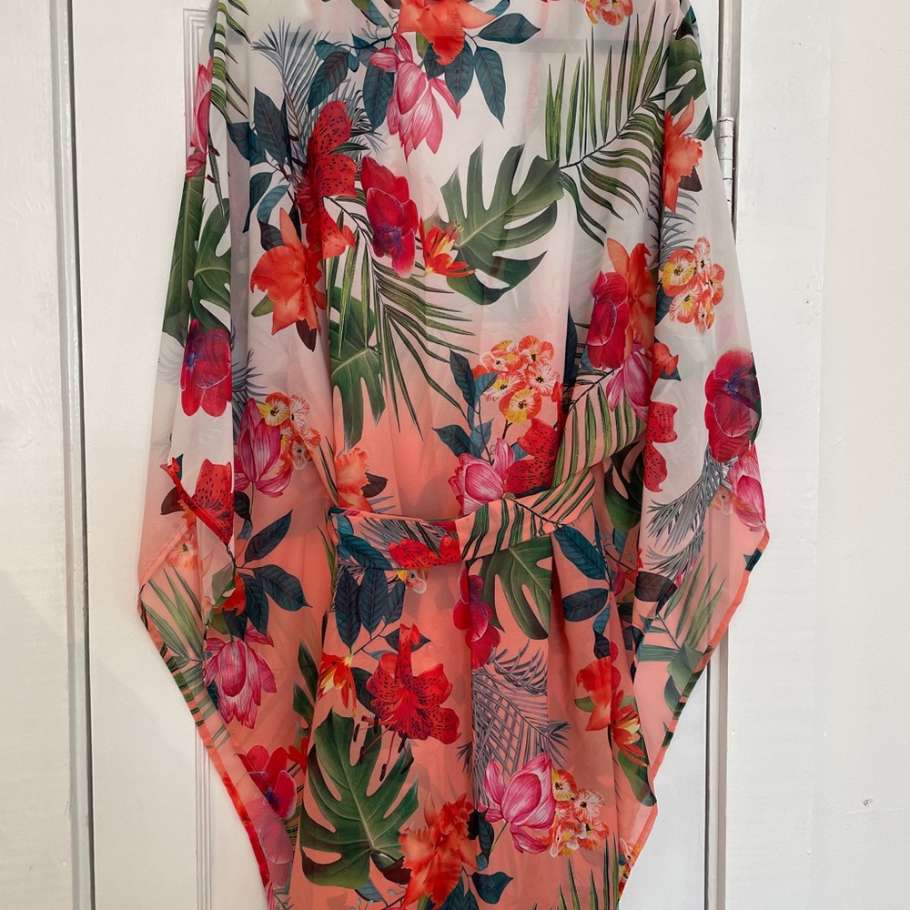 Floral Tropical Print Kimono